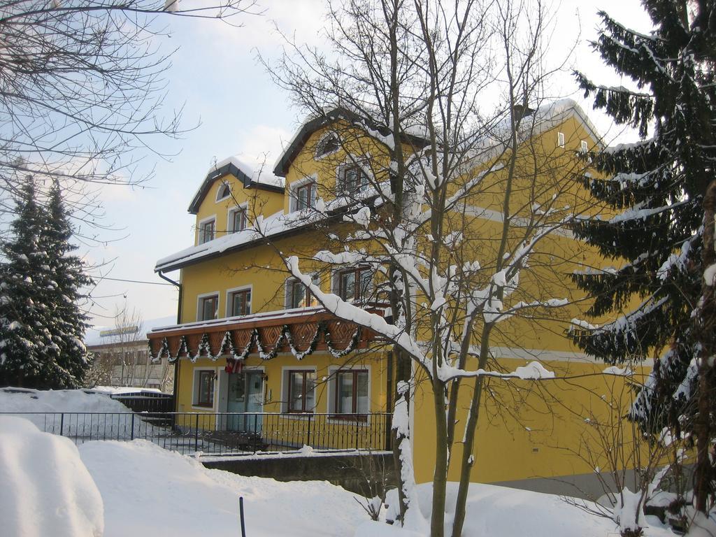 Hotel Rosner Gablitz Exterior photo